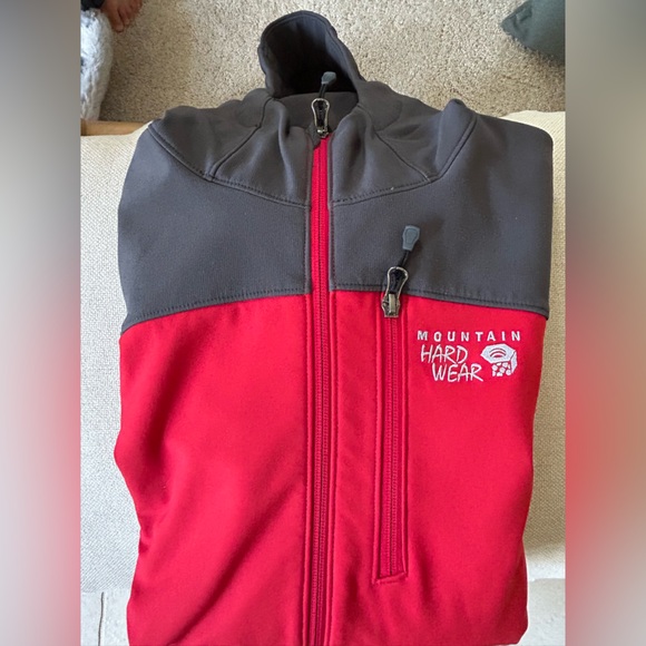 Mountain Hardwear Red and Black Softshell Jacket - Picture 7 of 7
